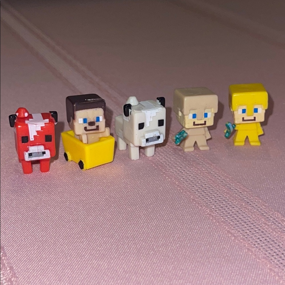 Minecraft mini toys